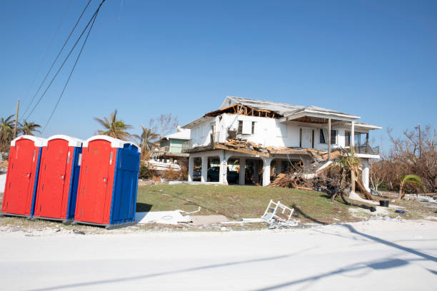 Best Hazardous Tree Removal  in Clanton, AL